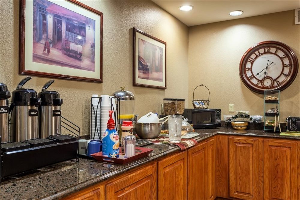Country Hearth Inn & Suites Edwardsville Eksteriør billede