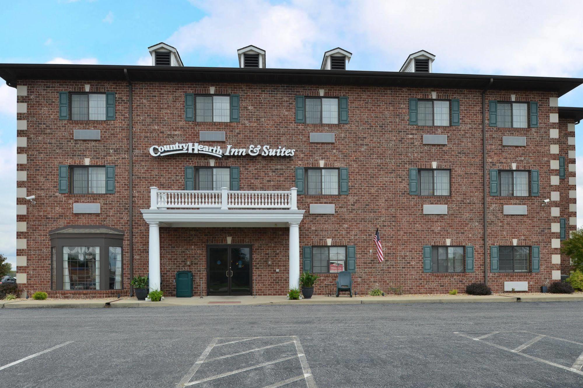 Country Hearth Inn & Suites Edwardsville Eksteriør billede